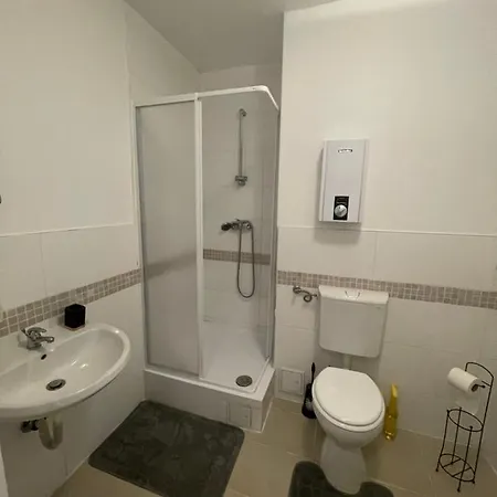 Ruhige Gemutliche 2 Zi Whg Kernsaniert Apartmán
